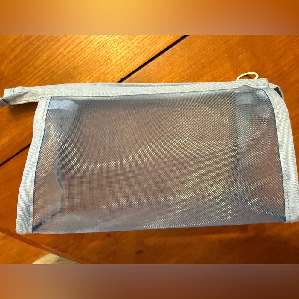 💙 4/$20 Ulta Blue Mesh Cosmetics Bag